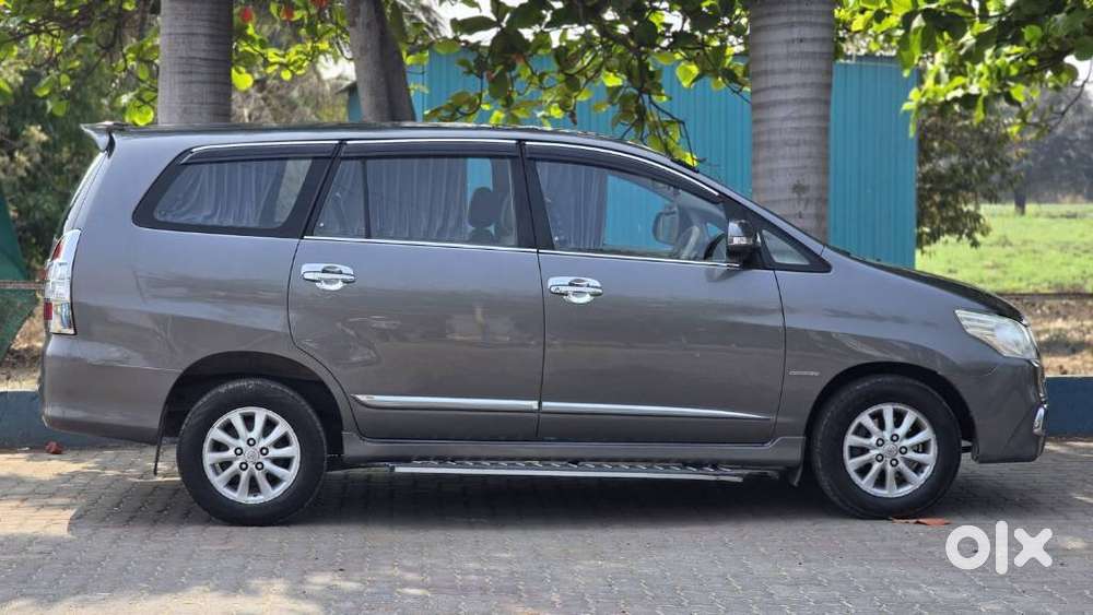 Toyota Innova 2012-2013 2.5 Vx (diesel) 8 Seater, 2014, Diesel