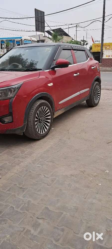 Mahindra Xuv300 2021 Diesel 96000 Km Driven