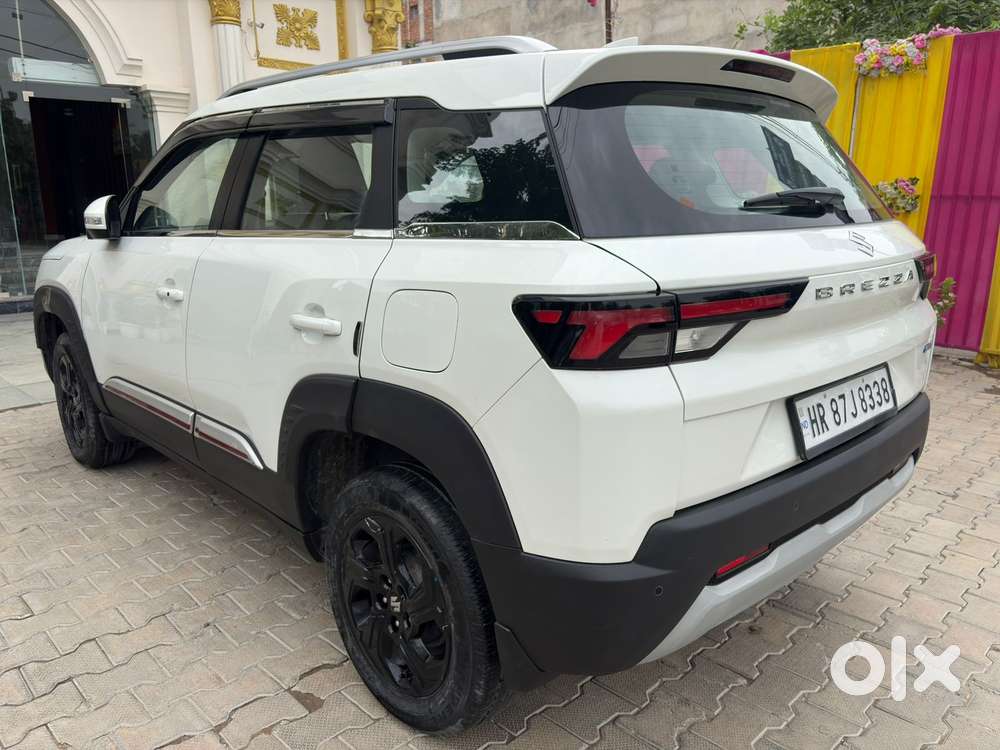 Maruti Suzuki Brezza 1.5 Zxi Smart Hybrid, 2022, Petrol