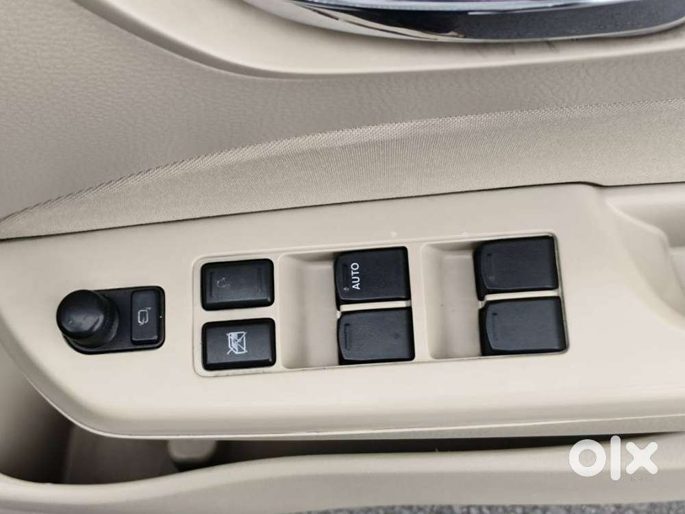 Maruti Suzuki Swift Dzire Vxi(o) At, 2016, Petrol