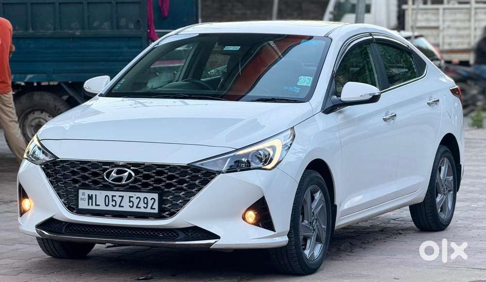 Hyundai Verna 1.5 Sx Petrol Mt, 2023, Petrol