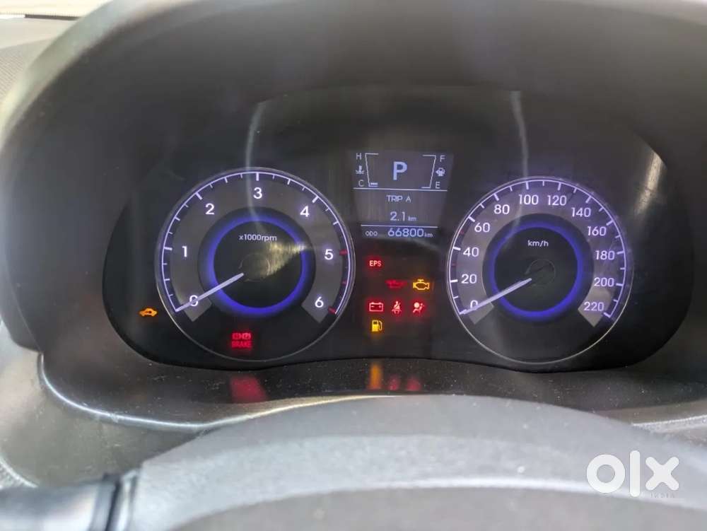 Hyundai Verna Fluidic 1.6 Vtvt Sx Automatic, 2012, Petrol