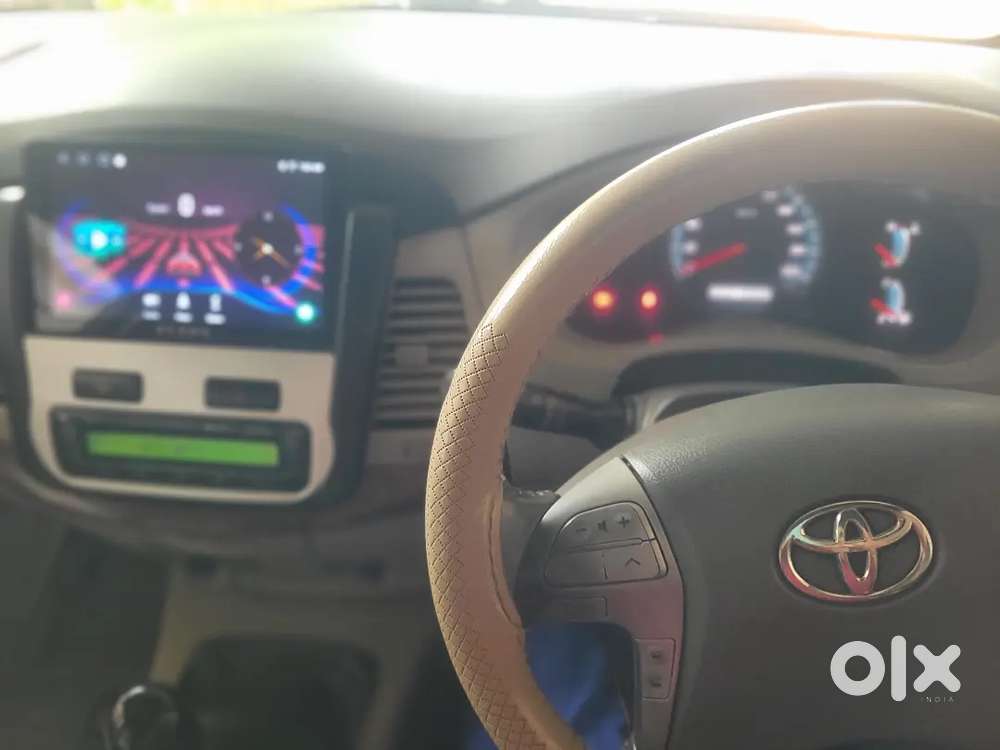 Toyota Innova 2.5 Vx 2012