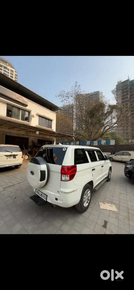 Mahindra Tuv 300 Plus 2018