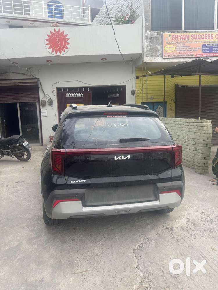 Kia Sonet Petrol 2026