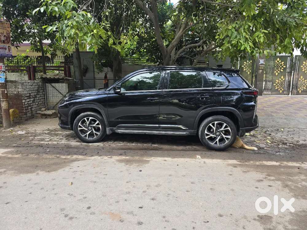  Toyota Urban Cruiser Hyryder G Cng (top Model)  2023  Black  Imm