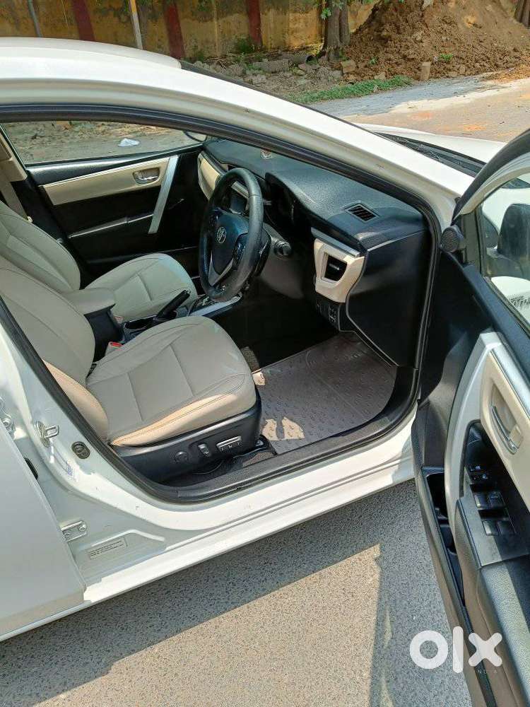 Toyota Corolla Altis 1.8 Vl, 2016, Petrol