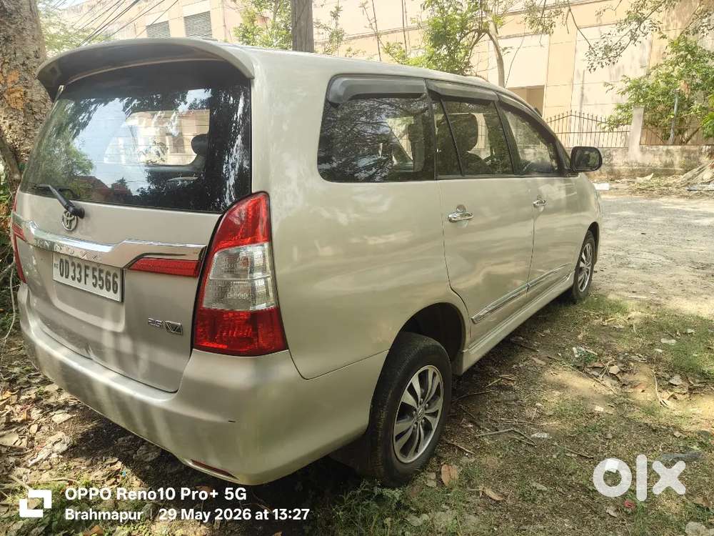 Toyota Innova 2016 Diesel Well Maintained