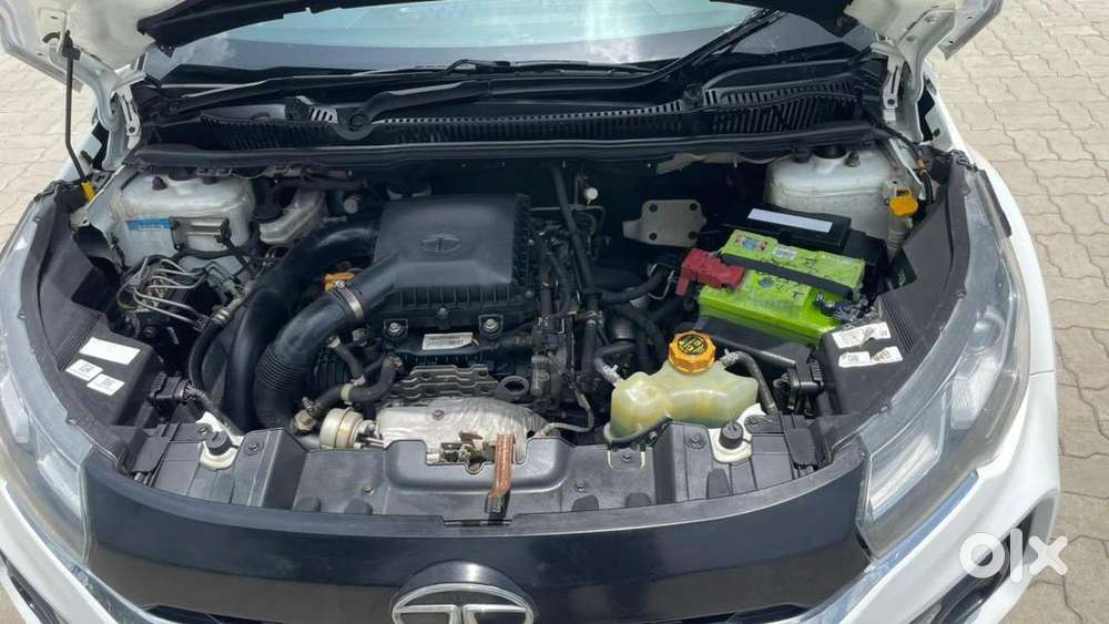 Tata Nexon Petrol Well Maintained