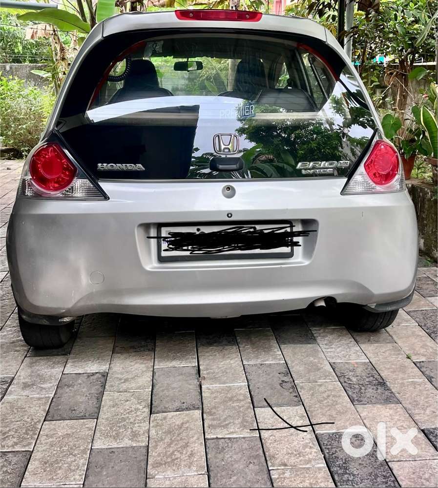 Honda Brio V At 2013