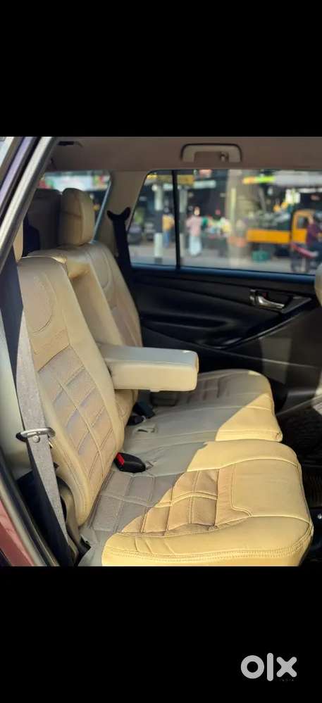 Toyota Innova Crysta 2019