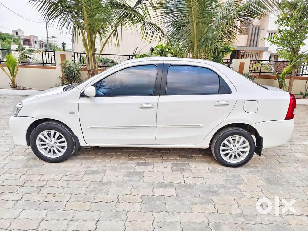Toyota Etios Vx Xclusive, 2011, Petrol