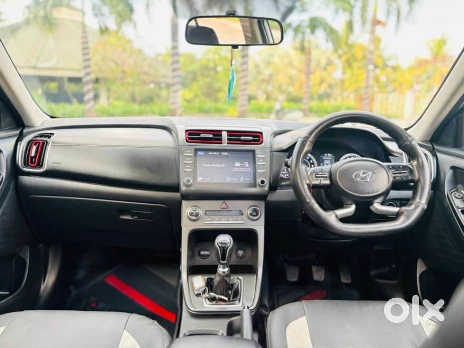 Hyundai Creta 1.5 S Plus Knight Petrol Dual Tone, 2023, Petrol