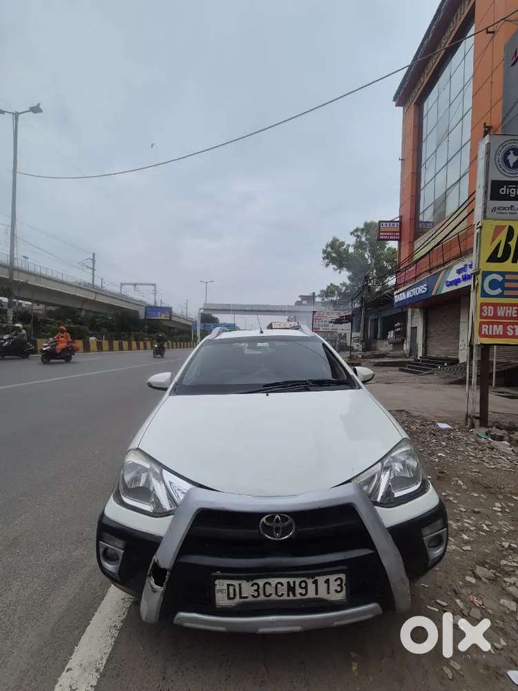 Toyota Etios Cross 2018 Urgent Sale