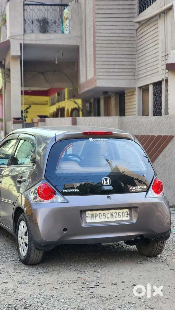 Honda Brio 2013 Petrol Well Maintained