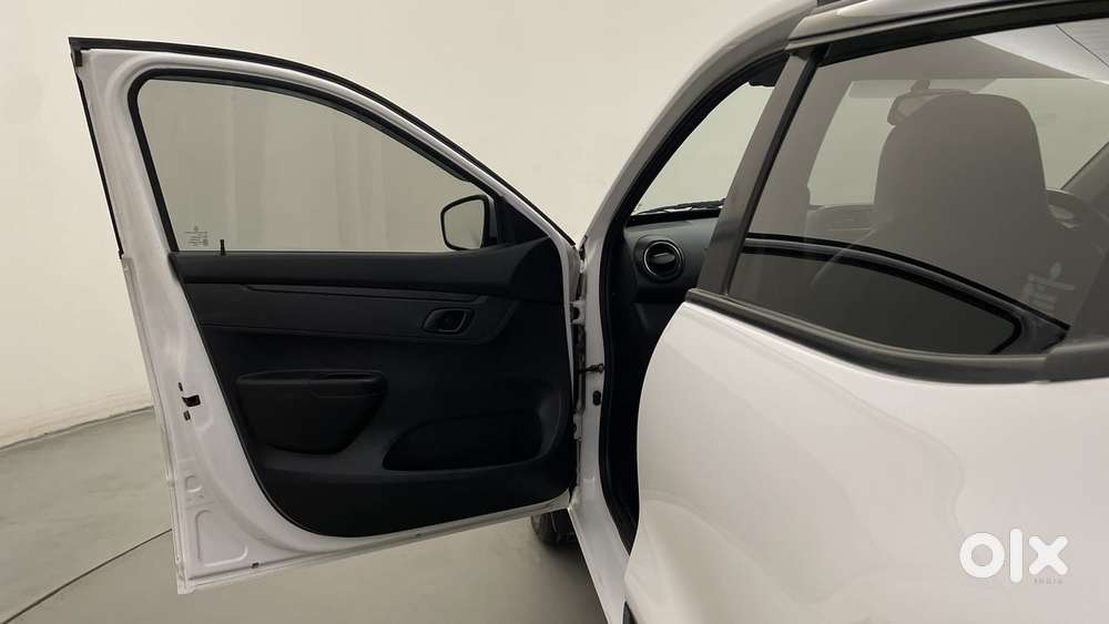 Renault Kwid 1.0 Rxt Amt, 2022, Petrol