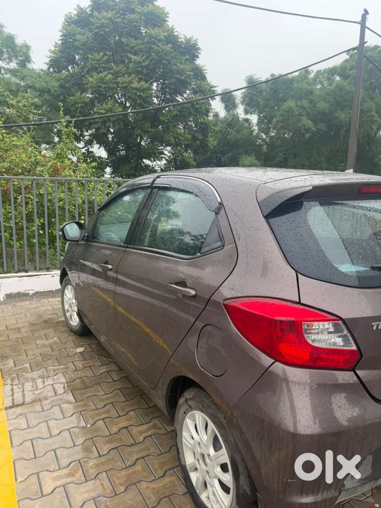 Tata Tiago Petrol Car 2017