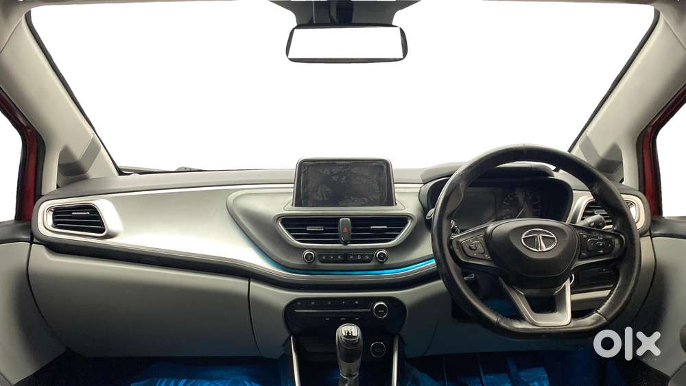 Tata Altroz Xz, 2020, Petrol