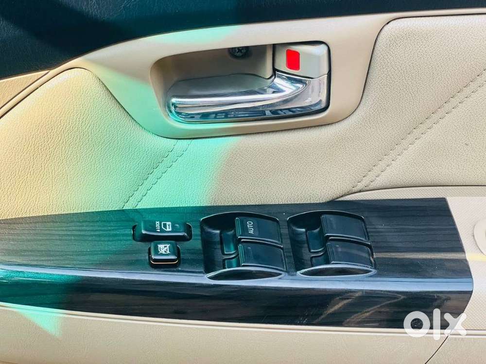 Toyota Fortuner 3.0 4x2 Automatic, 2014, Diesel