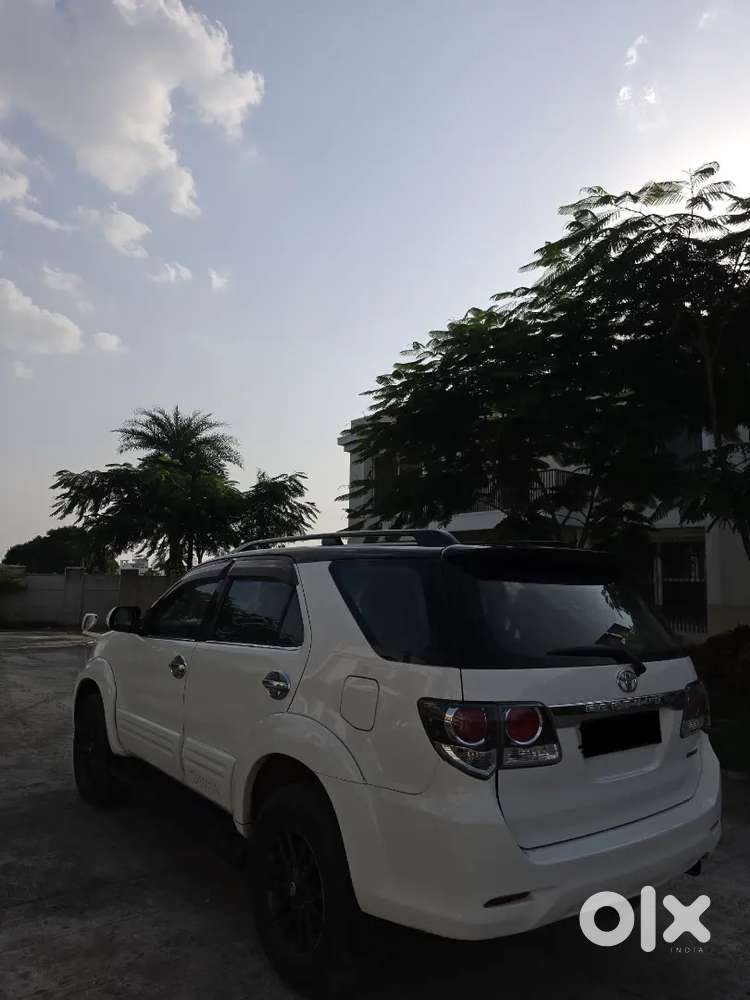 Toyota Fortuner Diesel 2015
