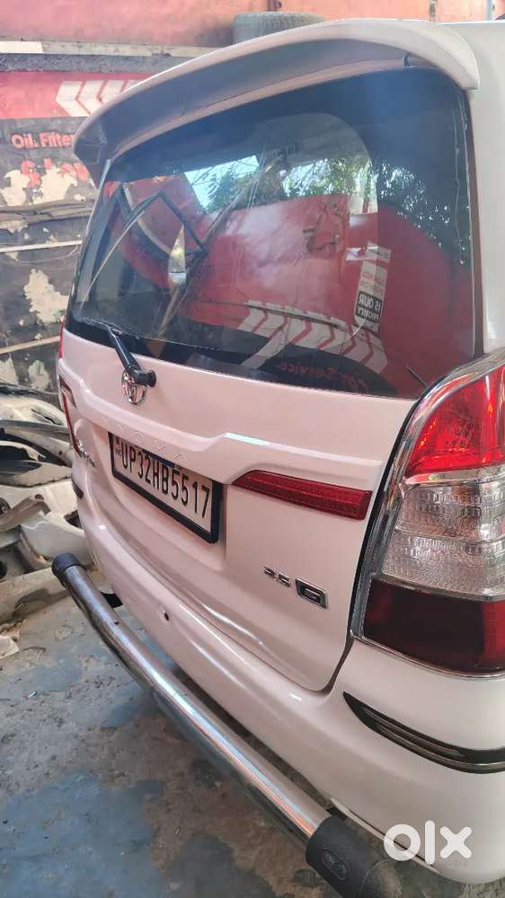 Toyota Innova 2016