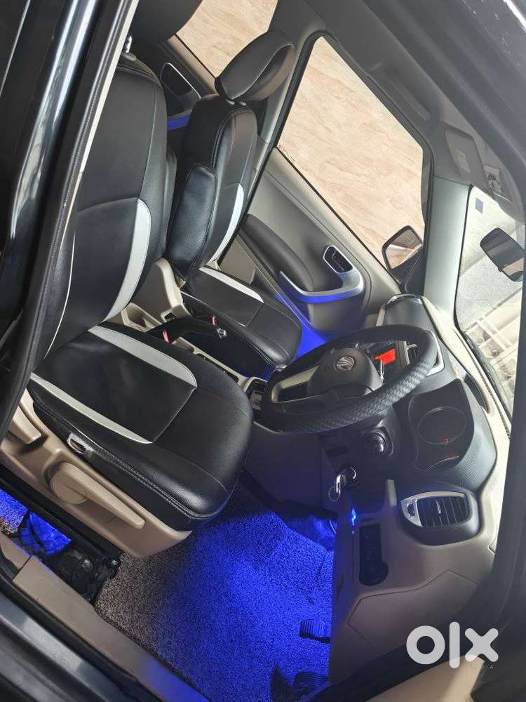 Mahindra Tuv 300 T8 Amt (automatic), 2016, Diesel