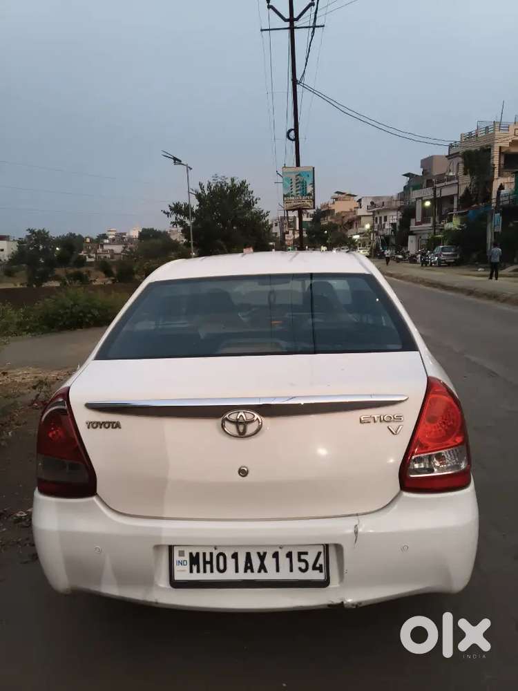 Toyota Etios 2011 Petrol Manual