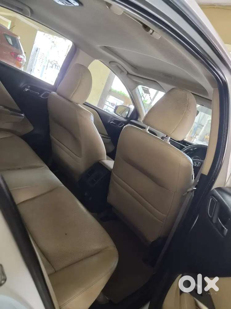 Honda City Zx Optional Automatic Sunroof Well Maintained