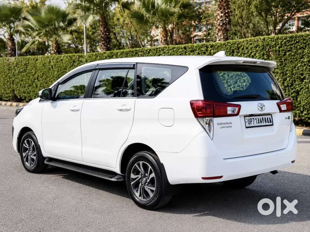 Toyota Innova Crysta [2020-ongoing] 2.4 Gx At 8 Str, 2022, Diesel