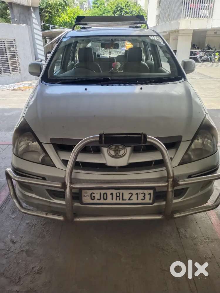 Toyota Innova 2006 Cng & Hybrids 129390 Km Driven