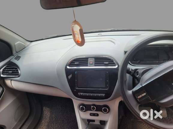 Tata Tiago 1.2 Revotron Xta, 2025, Petrol