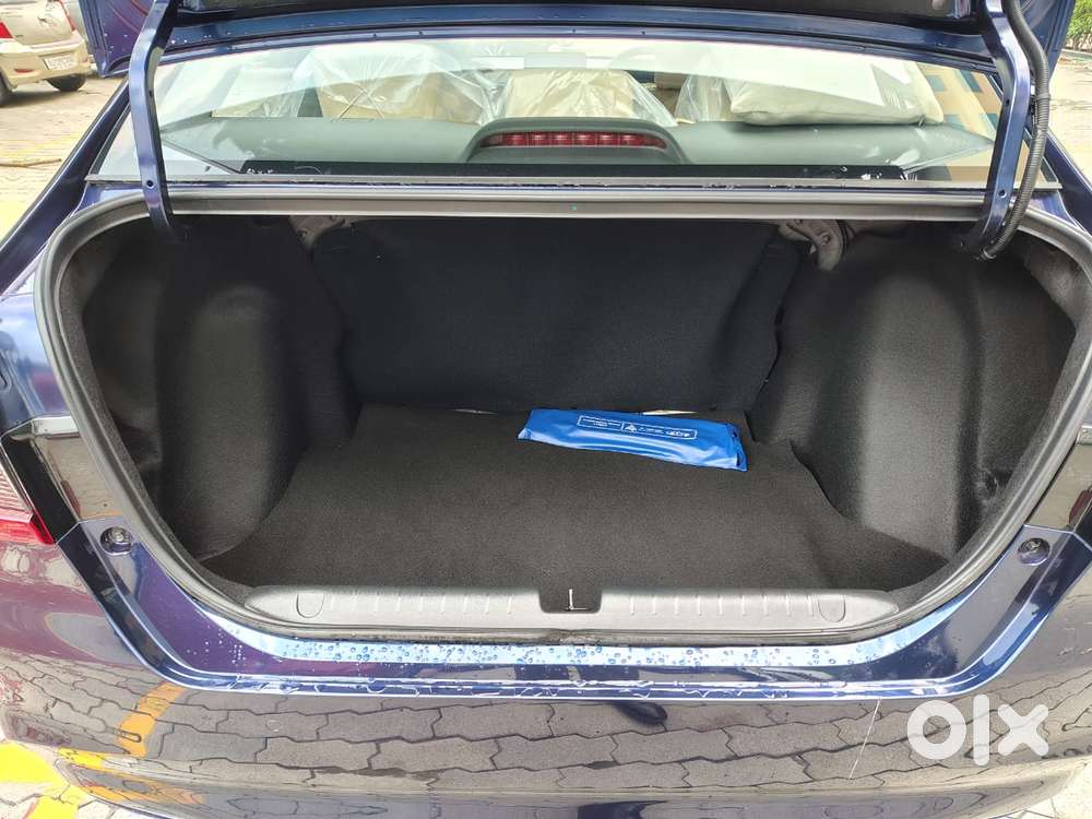 Honda Amaze V Petrol, 2025, Petrol