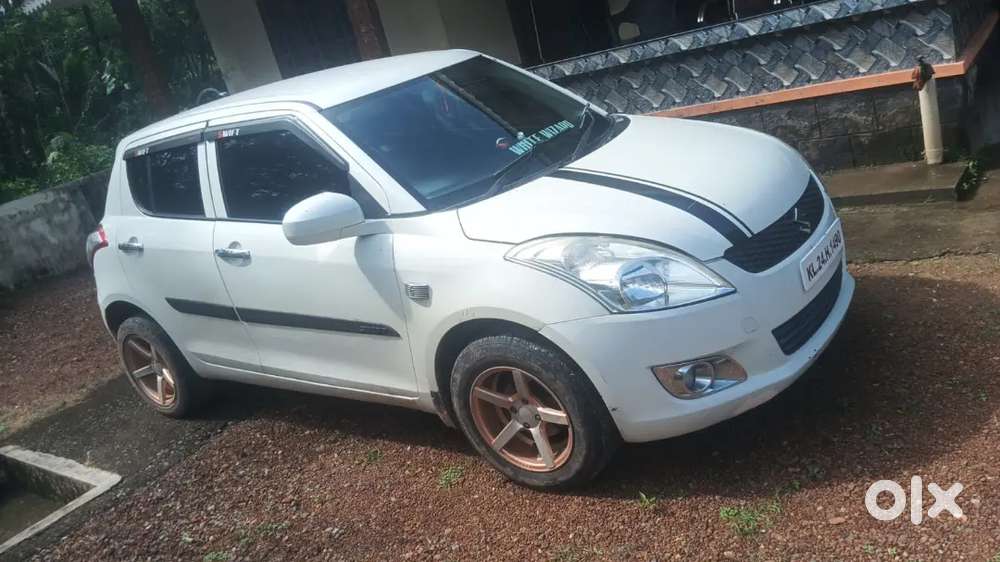 Maruti Suzuki Swift Lxi 2013