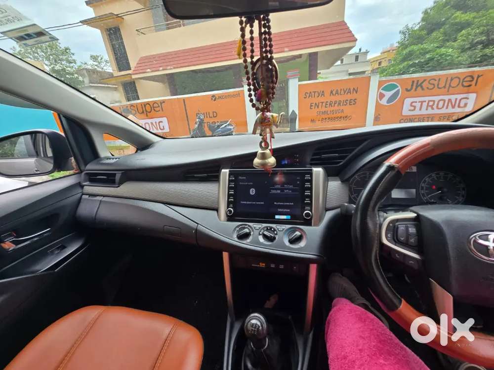 Innova Crysta 2.4gx Plus
