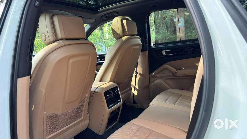 Porsche Cayenne Base, 2019, Petrol