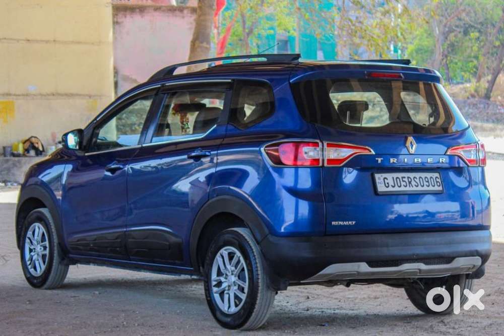 Renault Triber Rxt, 2022, Petrol