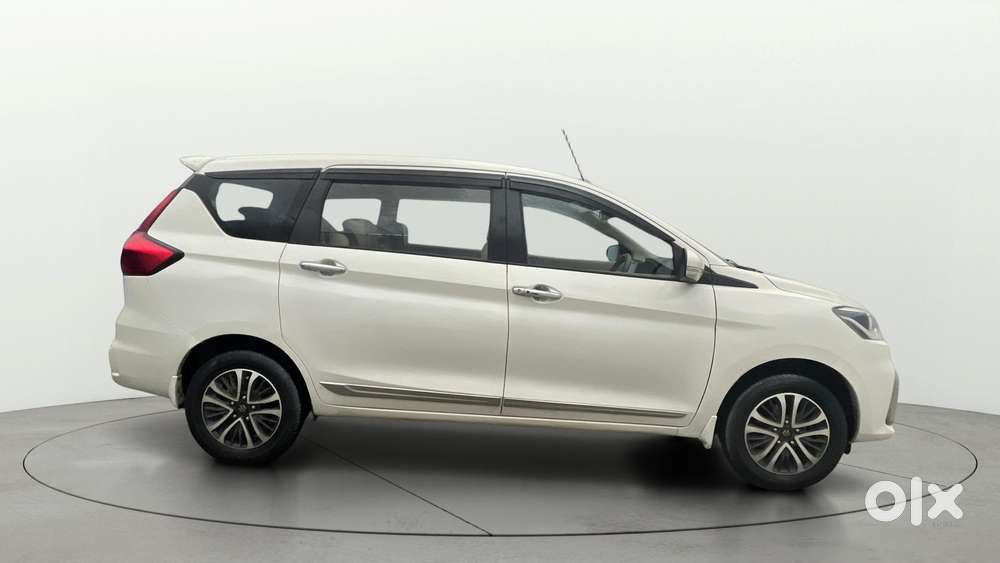 Maruti Suzuki Ertiga Zxi Plus Shvs, 2022, Petrol