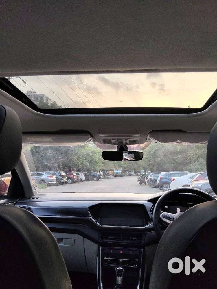 Volkswagen Taigun 1.0 Tsi Topline At, 2022, Petrol