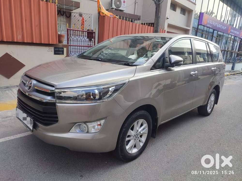 Toyota Innova Crysta 2.4 V, 2017, Diesel