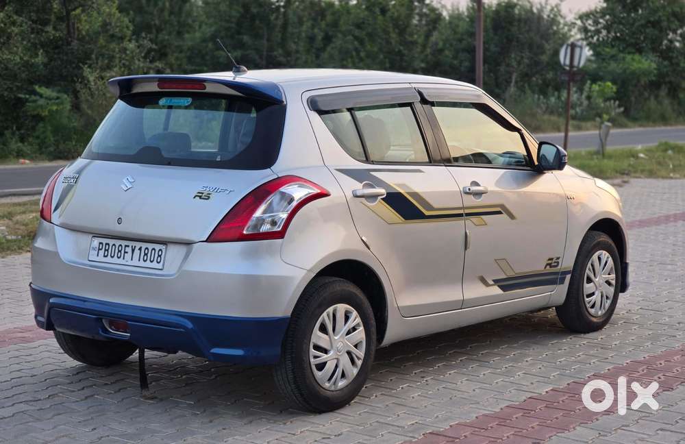 Maruti Suzuki Swift Vxi Windsong Limited Edition, 2013, Petrol