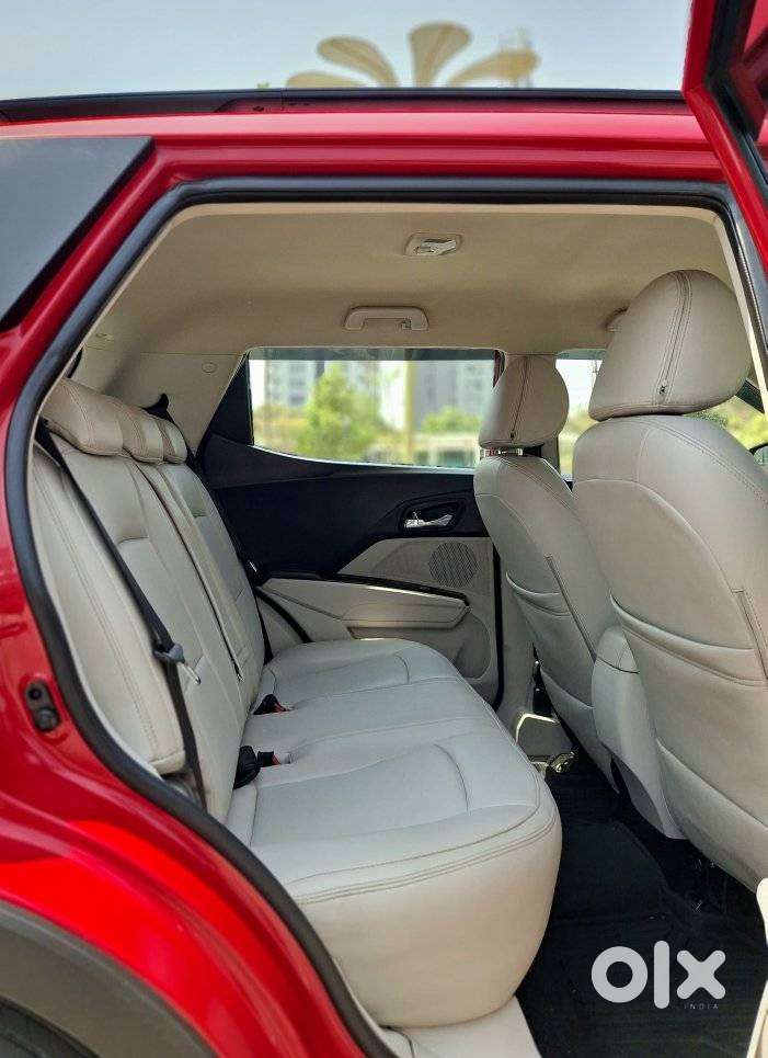 Mahindra Xuv300 W8 Diesel, 2019, Diesel