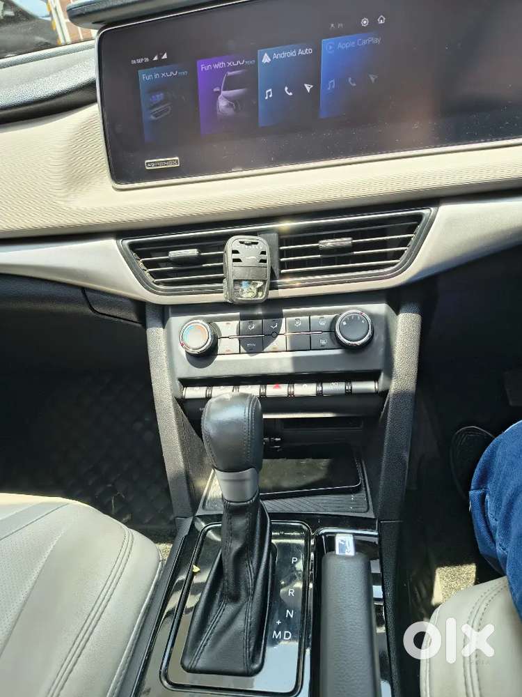 Mahindra Xuv700 2024 Petrol Automatic