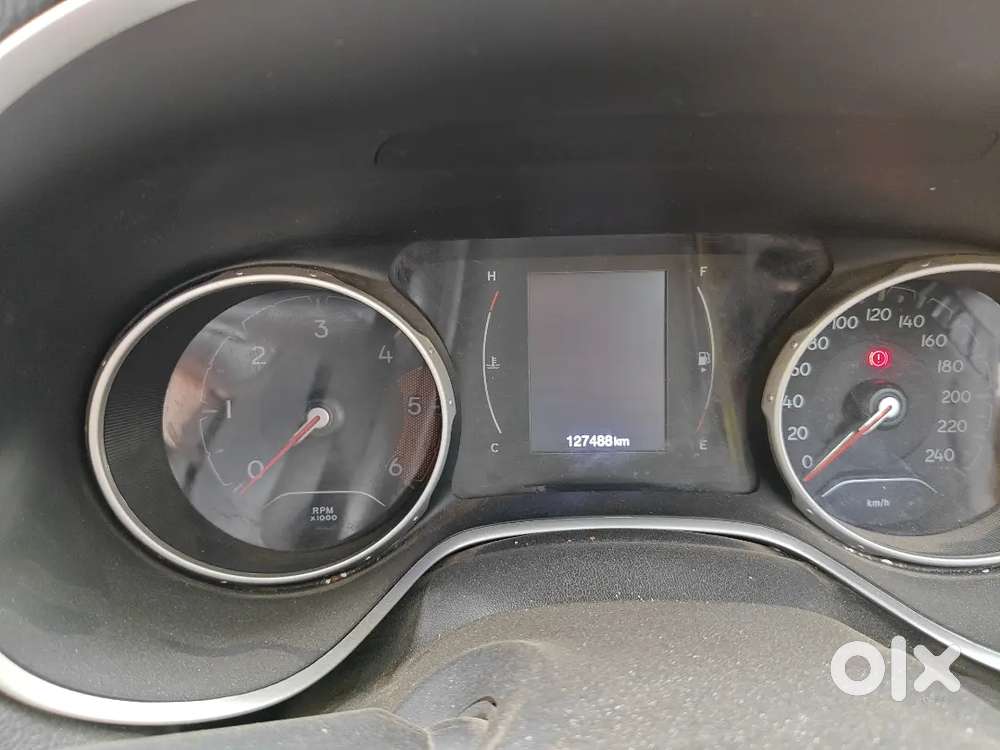 For Sale: Jeep Compass Limited – Top Model Limited Edition
• 2018 Mode
