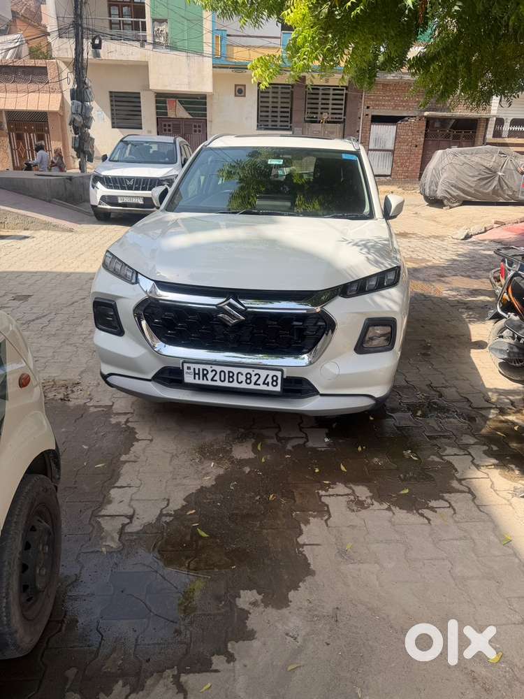 Maruti Suzuki Grand Vitara Petrol Manual October 2025