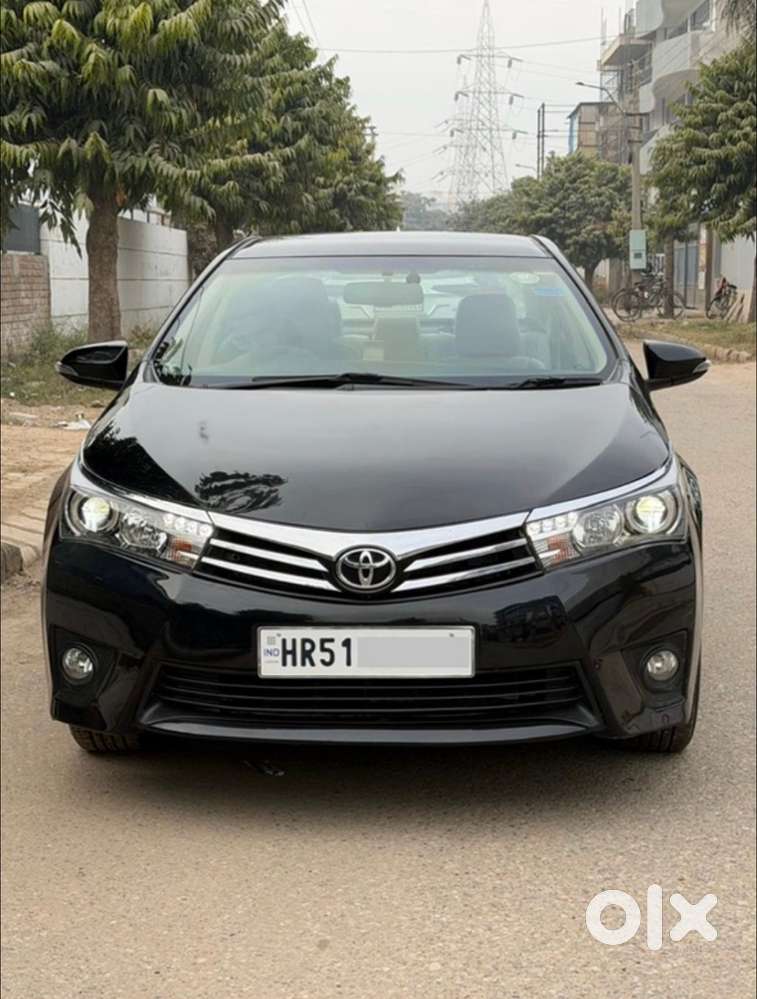 Toyota Corolla Altis 2013-2017 Vl At, 2015, Petrol