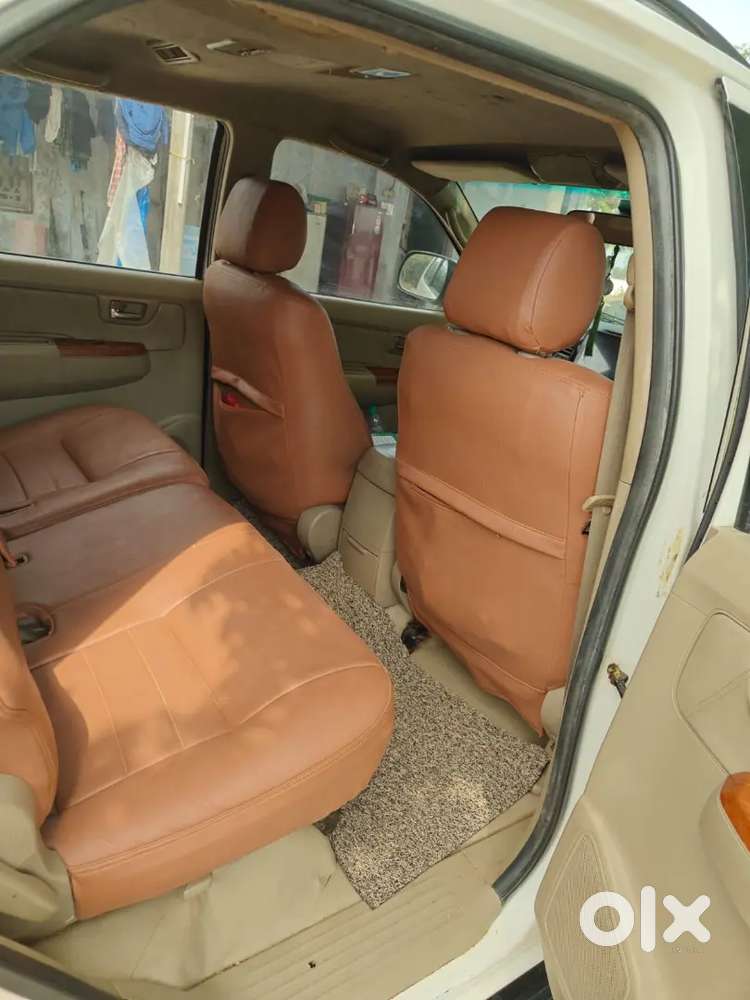 Toyota Fortuner 2009 Dec, 4*4 Manual, 240000kms Driven, New Tyres
