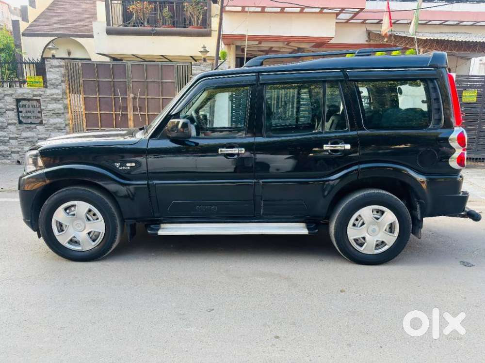 Mahindra Scorpio Classic 2.2 S Mt 7 Str, 2023, Diesel