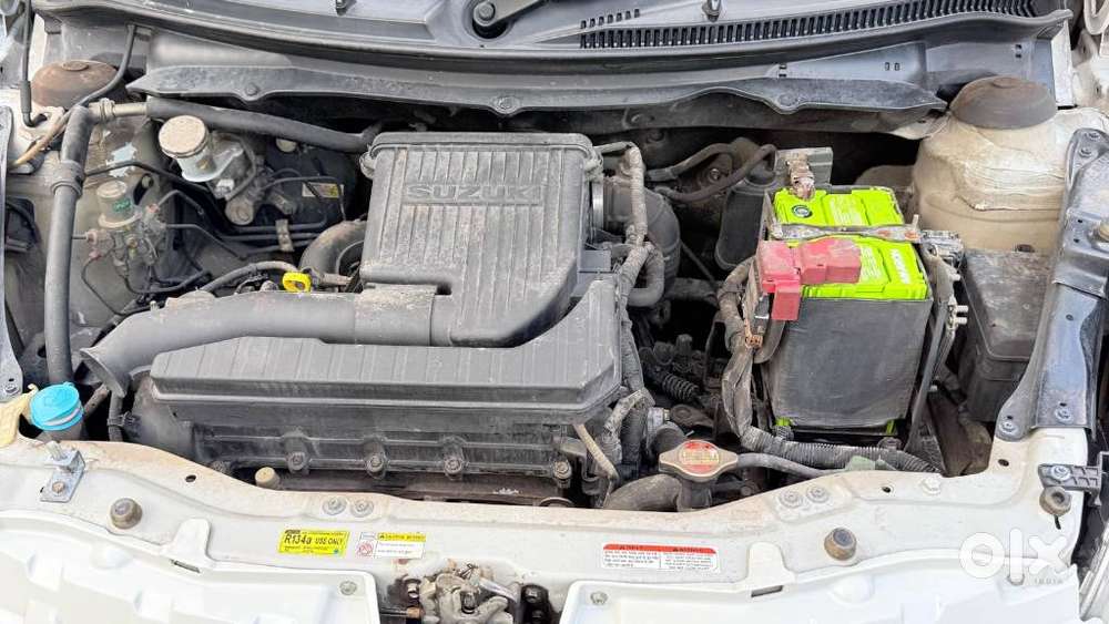Maruti Suzuki Swift Vxi + Manual, 2015, Petrol