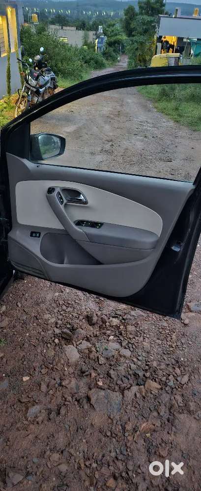 Skoda Rapid 1.5 Elegance 2013