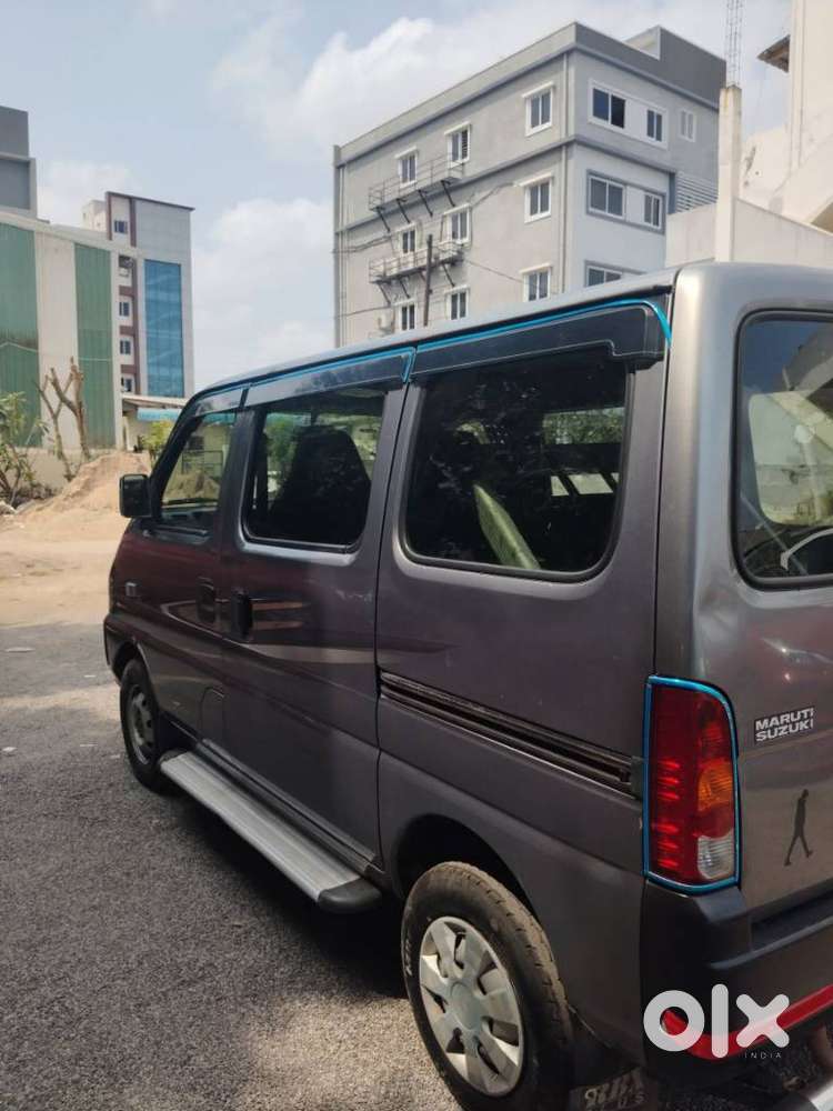 Maruti Suzuki Eeco 5 Str Ac (o), 2017, Petrol